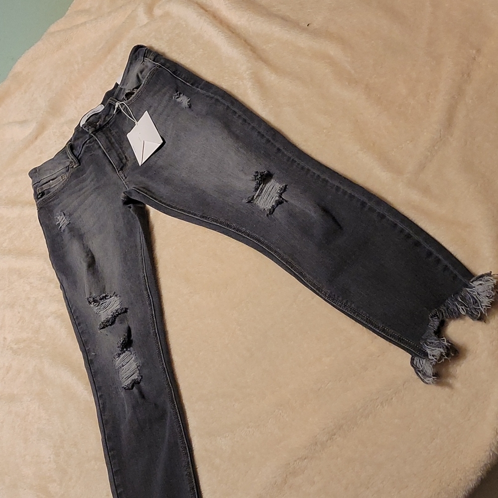 KanCan black ankle skinny jeans